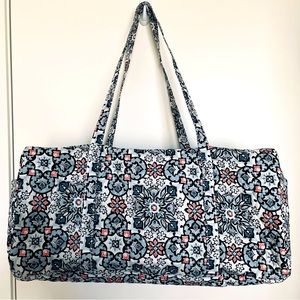 Vera Bradley Large Traveler Duffel Bag in Lisbon Medallion
